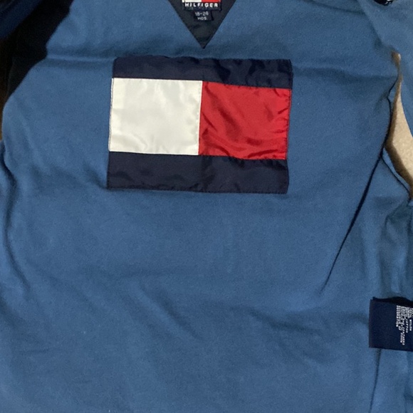 Tommy Hilfiger expedition vest for 18-24 months down filling - Picture 2 of 5